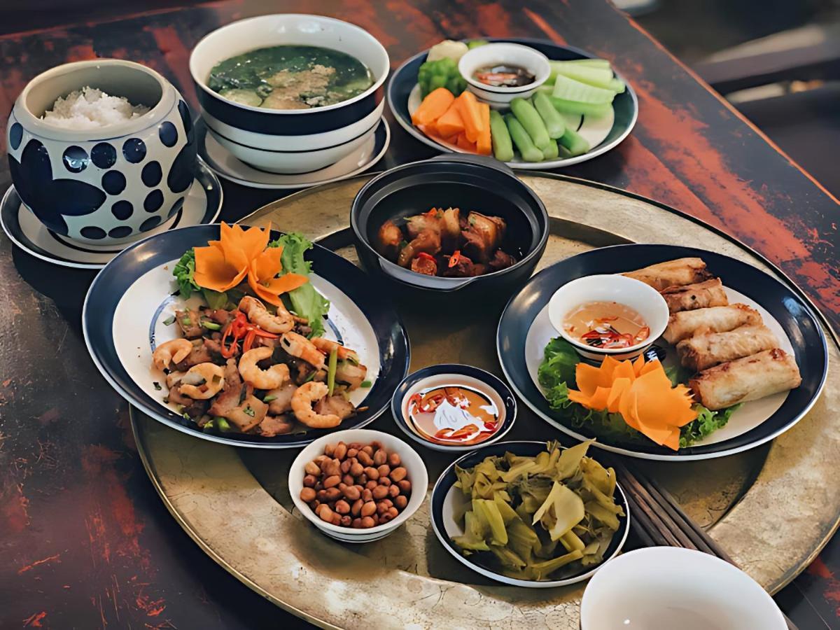 โรงแรมคริสตัล ดานัง ภายนอก รูปภาพ